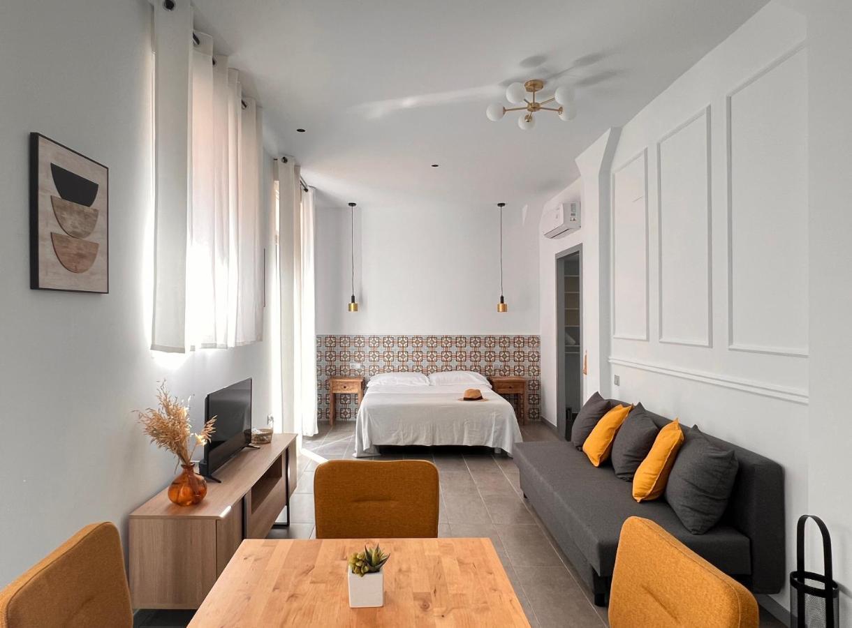 Maritime Apartamentos Cabanal Valencia Bagian luar foto