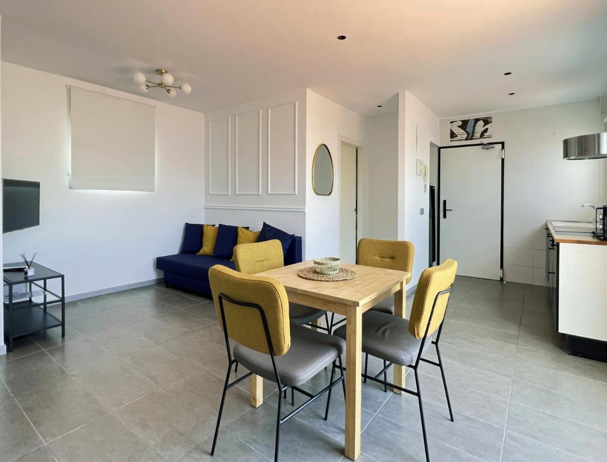 Maritime Apartamentos Cabanal Valencia Bagian luar foto
