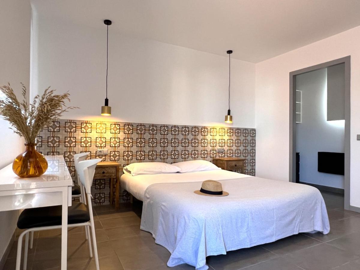 Maritime Apartamentos Cabanal Valencia Bagian luar foto