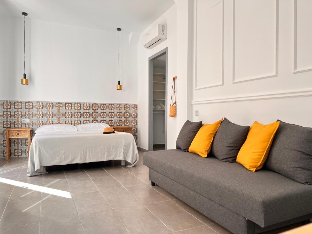 Maritime Apartamentos Cabanal Valencia Bagian luar foto